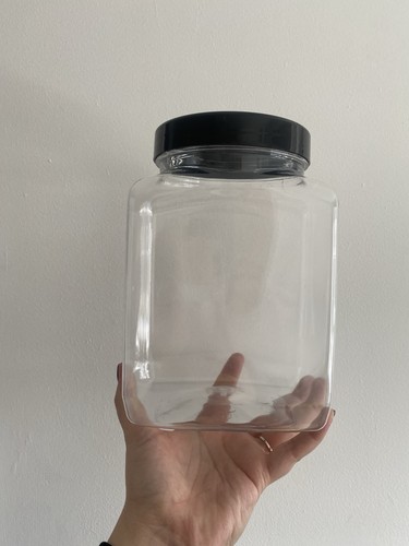 Square plastic jar - 2.5l,