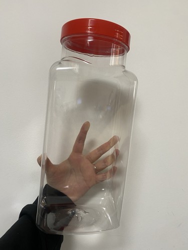 Square plastic jar - square,